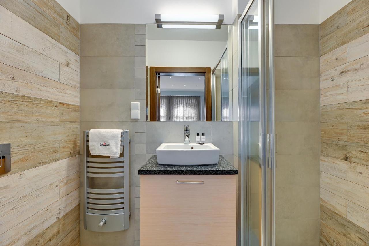 Dom & House Apartments - Old Town Tobiasz Residence 그단스크 외부 사진